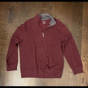 Vanheusen Men’s 1/4 zip - Medium